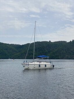 Plachetnice Viko 25 ,