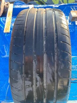 Pneu GoodYear Eagle F1 245/40 R18