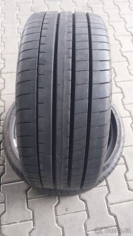 Prodám 2 x letní pneu Goodyear 235/35/19