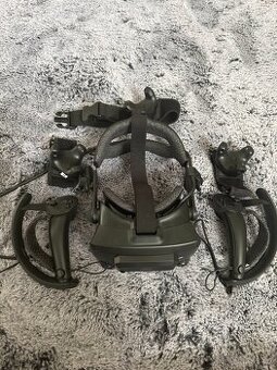 Valve Index + 3× Vive Tracker (2022), full body tracking - 1