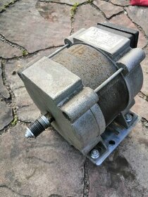 Elektromotor Prisma.