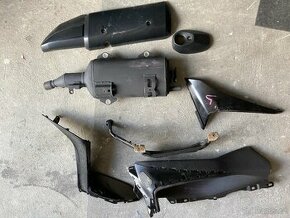 Yamaha X max díly
