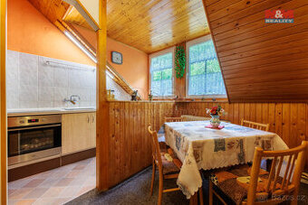 Prodej bytu 4+1, 79 m², Karlovy Vary, ul. Ondřejská