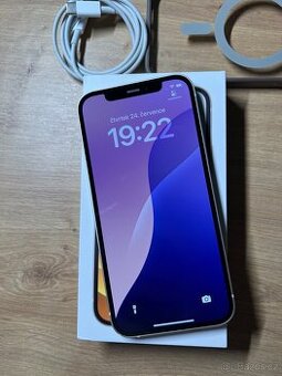 iPhone 12, 64 GB, top stav