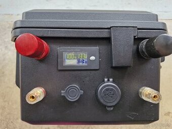 Prodám Nabíjecí baterii LiFePO4 12V 150Ah