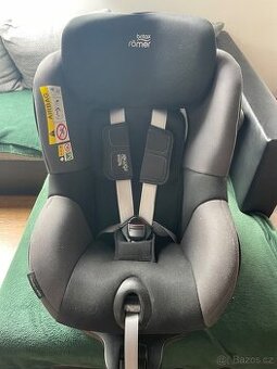 Britax romer dualfix M i size
