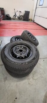 Nová kola 16" Ford Transit Custom celoroční pneumatiky