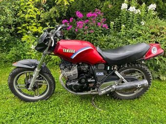 Yamaha XS 400