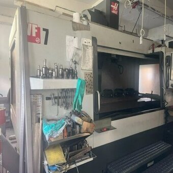 Obráběcí centrum HAAS VF-7/40 z roku 2012