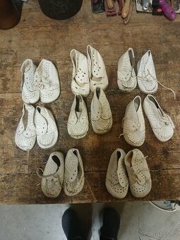 Starožitné dětské botičky