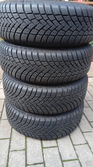 4 zimní pneu s disky 195/65 R15 Octavia 2, Golf 5