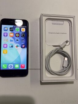 iPhone SE 2022 128GB - 100% baterie