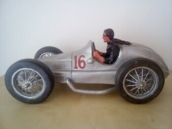 Model Mercedes Benz W154 #16 Stirling Moss Silver Arrow