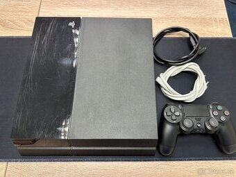Playstation 4 500GB Černý, ovladač