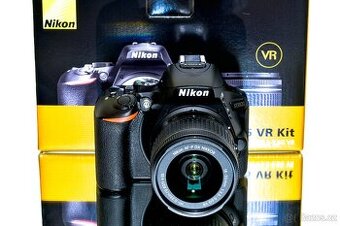 Nikon D5600 + 18-55 VR 600 expozic NEPOUŽÍVANÝ