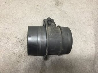 ŠKODA OCTAVIA 2 2.0TDI - VÁHA VZDUCHU 074 906 461 B