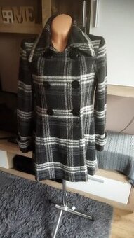 Prodám krásný černo šedo bílý kabát dvouřadé zapínání