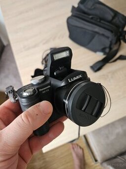 Prodám Panasonic Lumix DMC-FZ8