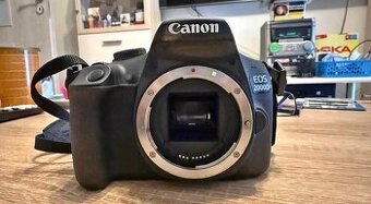 Prodám fotoaparát CANON EOS 2000D