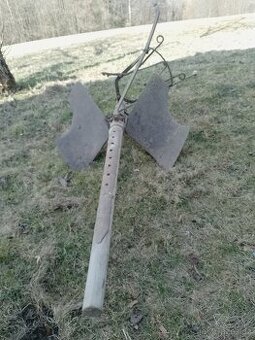 Historický koňský pluh