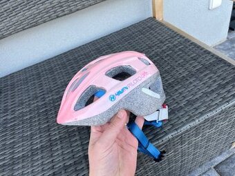 Prodam detskou helmu na kolo