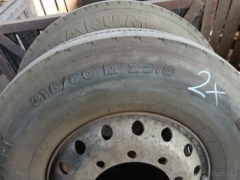 Pneu 315/80 R 22,5