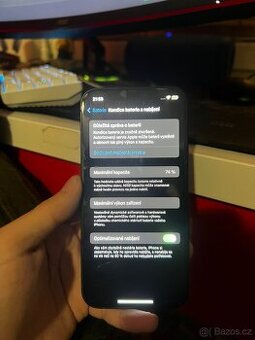 iPhone 12 64GB černý – plně funkční, levně