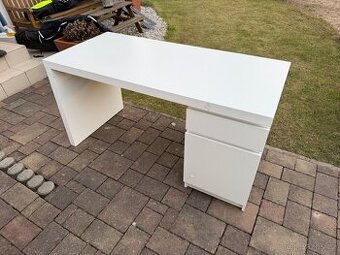 Psací stůl IKEA Malm 140 x 65 cm