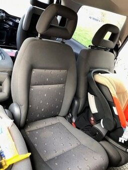 Sedačky VW Sharan r.v. 2009