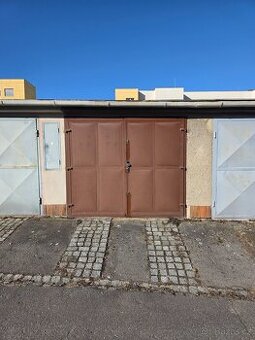 Pronájem garáže Líšéňská - 1