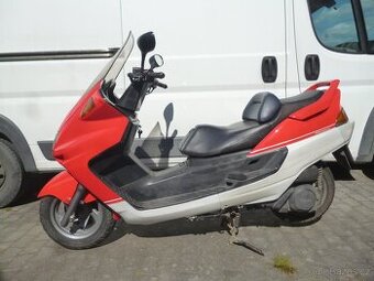 Yamaha Majesty 250 DX. rok 1999. Najeto 86100km.