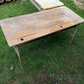 Dvě staré školní lavice - stoly do dílny