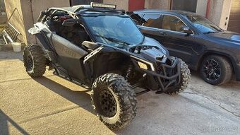 Can-am MAVERICK X3 XRS TURBO jako nový