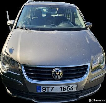 VW TOURAN 1,9 TDI 2009/2010 - REZERVOVÁNO