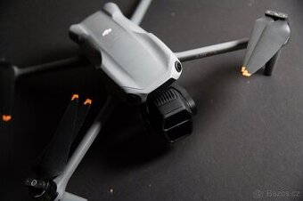 Dron DJI Air 3s