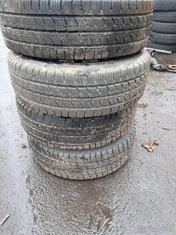 195/65r16 C