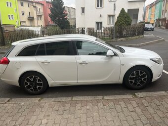 Opel insignia 2011 2.0 118 kw.