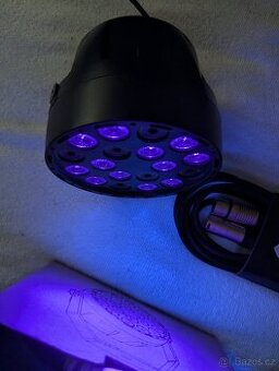 4xRtktoup RGB dobíjecí LED par Light,