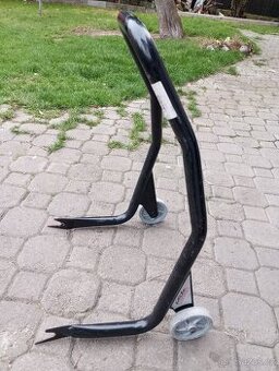 Zadni stojan - 1