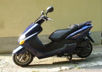 Yamaha Majesty 150. rok 2001. Najeto 24580km.