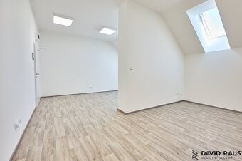 Pronájem kancelářských prostor 33 m2 areál Stará Pošta, Rajh - 1
