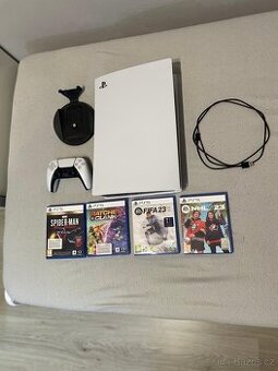 Prodám PlayStation 5 – nepoužívaná + ovladač a 4 hry