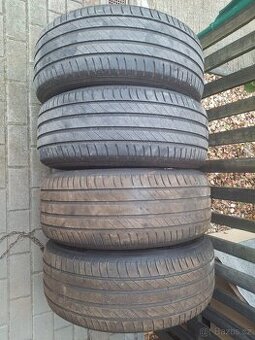 235/55/17 Kleber Dynaxer hp4