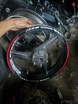 Kola na Honda CBR 929RR a 954RR Fireblade 00-03