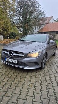 Mercedes Benz CLA 180 D Shooting Break