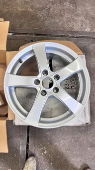 Alu kola r16