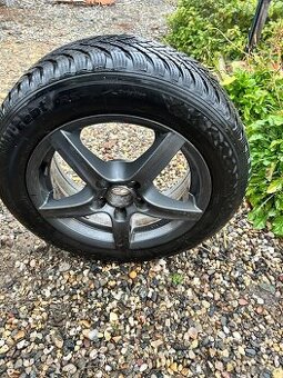 Kola 185/60 r15 všechny 4 zimáky za 2000 Kč