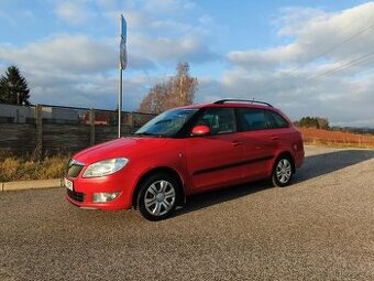 Škoda Fabia 2 1.2 TSI//Kola,DSG,ČR, Facelift