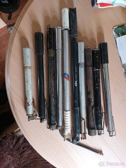 Staré pumpičky různé