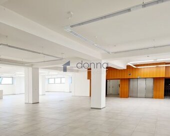 Pronájem obchodního prostoru 600 m² Na Poříčí  Praha 1 - Nov